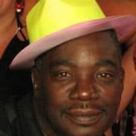 Meet your Posher, Willie - Picture 1 of 1